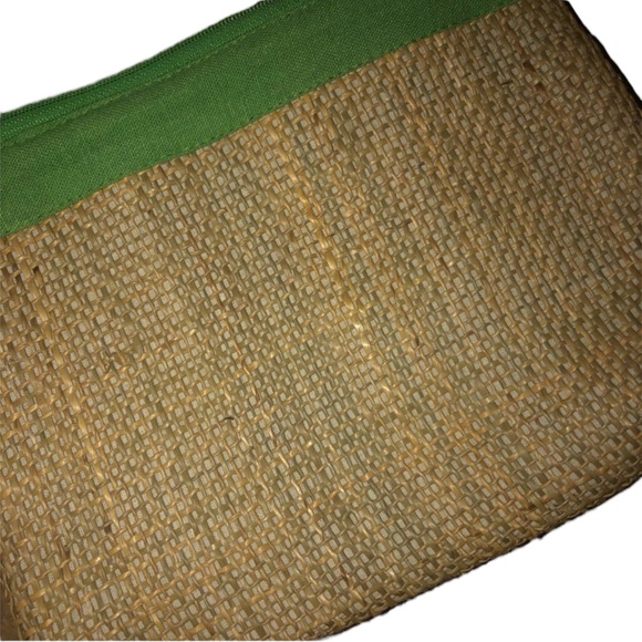 TAN WOVEN COSMETIC POUCH WITH GREEN TRIMMING - Picture 3 of 5